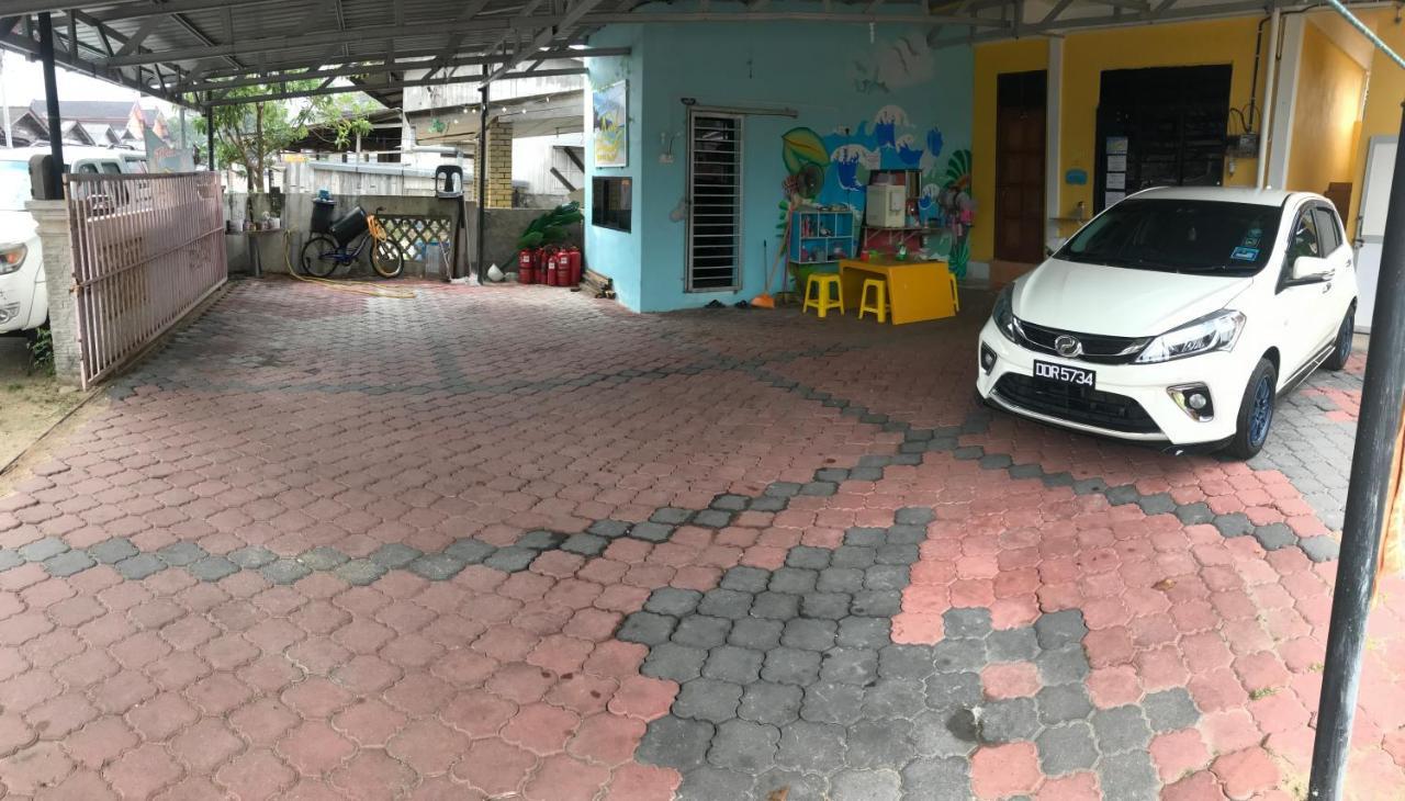 Rumah Hentian Ayah Kampung Kuala Besut Eksteriør bilde